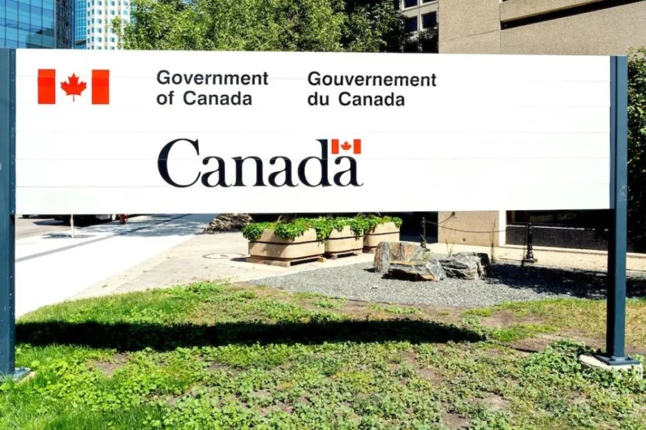 Government of Canada hiring for new roles with pay up to $137,000