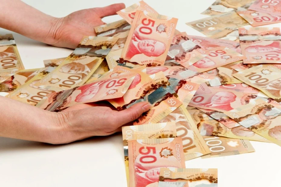 May 2026: Four New CRA Benefit Payments Coming to Canadians