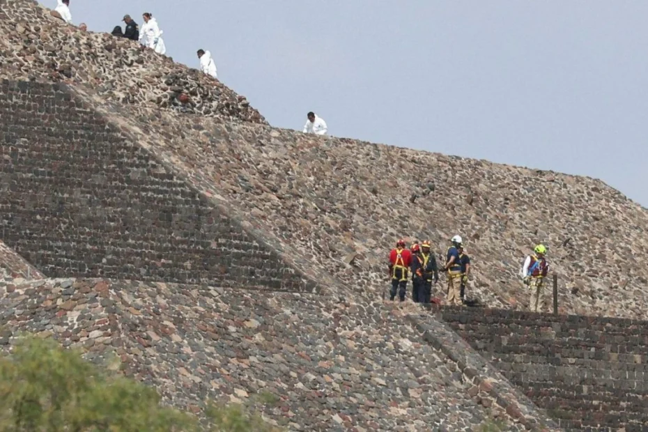 Officials confirm that a Canadian woman died after a shooting at a tourist location in Mexico