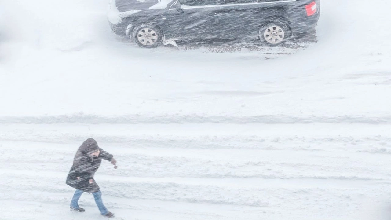 Jusqu’à 30 cm de neige : une tempête hivernale exceptionnelle et marquante