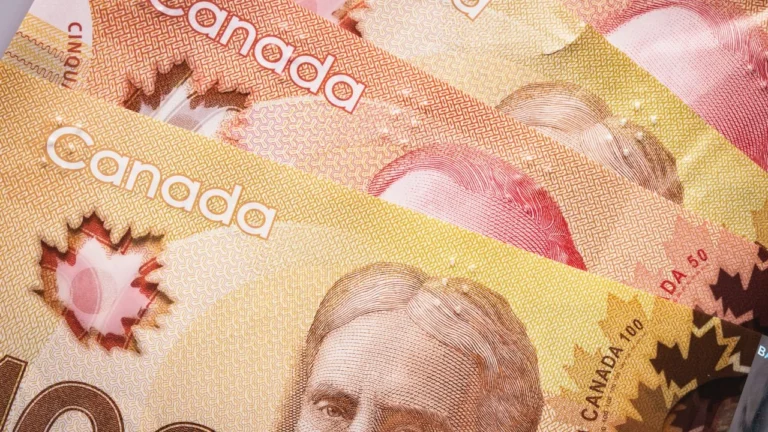 Le salaire minimum au Québec sera fixé à ce niveau dès vendredi