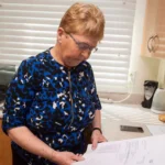 Ses revenus de retraite ont été coupés après un chèque controversé de la CNESST