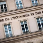 Une secrétaire du secteur privé doit économiser près d’un million pour une retraite comparable à celle d’une fonctionnaire