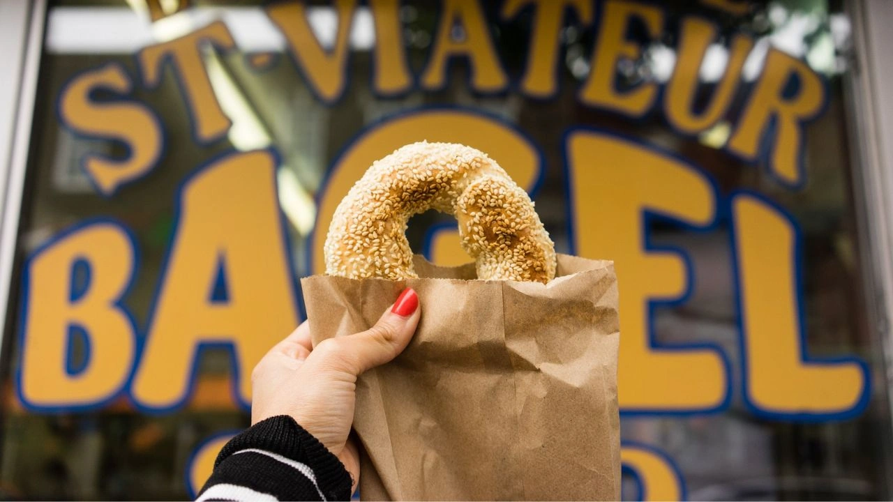 Bagels de Montréal poutine et guide gastronomique de Montréal à ne pas manquer