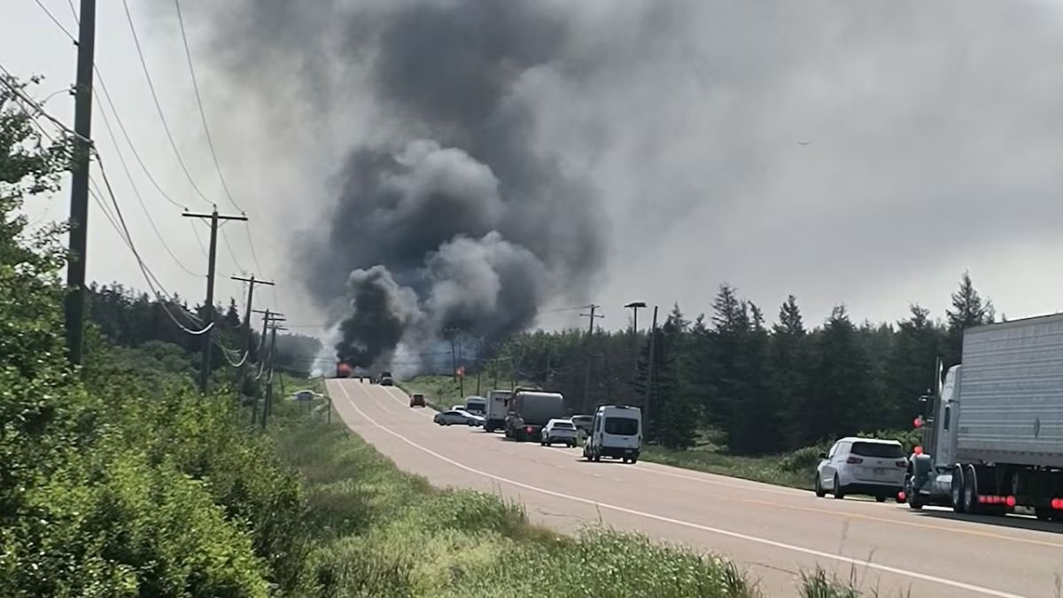3 Killed in Crash Between Ambulance and Transport Truck Near Confederation Bridge, RCMP Say