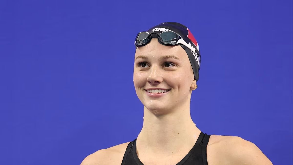 Canada’s Summer McIntosh Breaks 200m Butterfly World Record