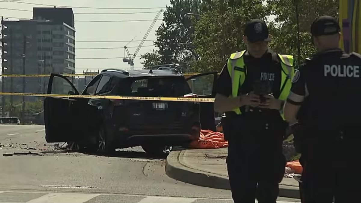 Two Dead After Driver Runs Red Light and Strikes Pedestrians in Scarborough, Police Say